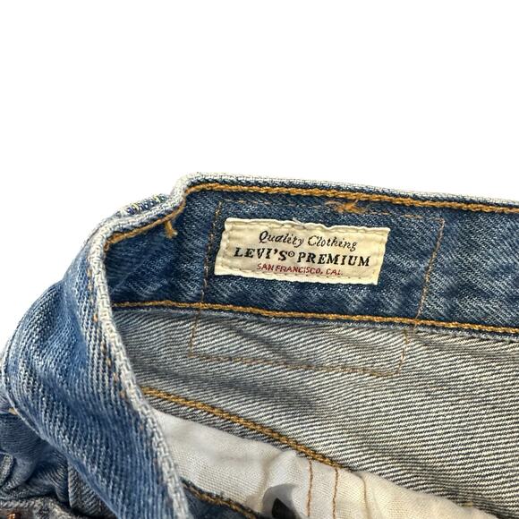 Levi’s Women’s Jean 501 cut offs high waist distressed size 24 - Picture 7 of 7